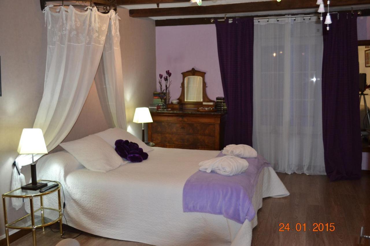 Bed And Breakfast "Le Moulin A Grains" Menil-la-Horgne Ngoại thất bức ảnh