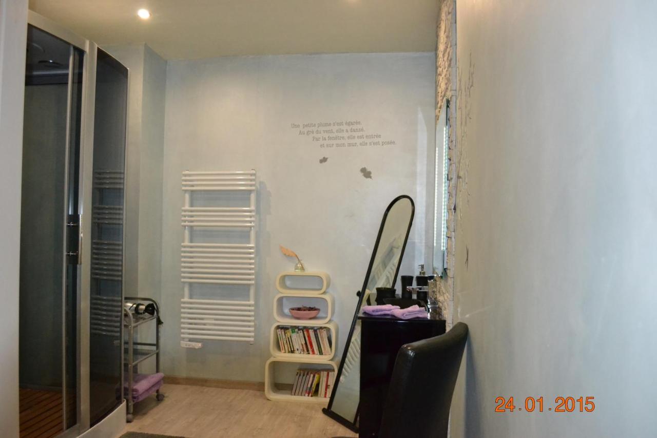 Bed And Breakfast "Le Moulin A Grains" Menil-la-Horgne Ngoại thất bức ảnh