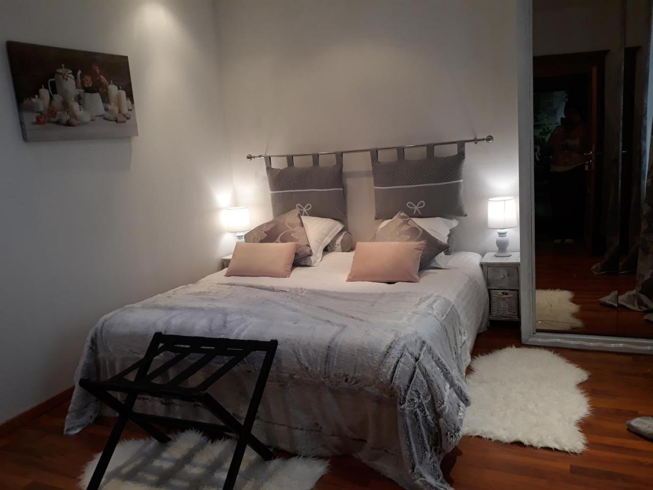 Bed And Breakfast "Le Moulin A Grains" Menil-la-Horgne Ngoại thất bức ảnh